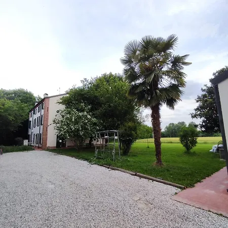 La Mela - Angolo Di Paradiso Oltre Le Mura Maison d'hôtes *