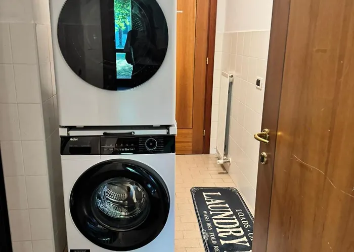 La Mela - Angolo Di Paradiso Oltre Le Mura 3* 페라라